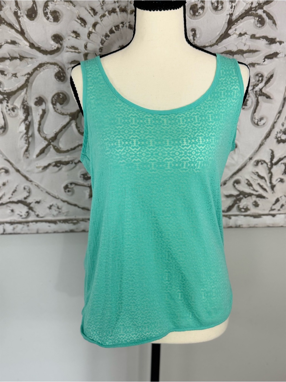 The Limited Mint Lace-Pattern Tank Top - Women